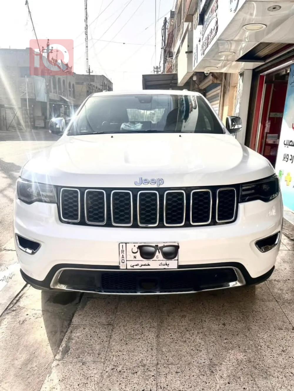 جیپ گراند شیرۆکی